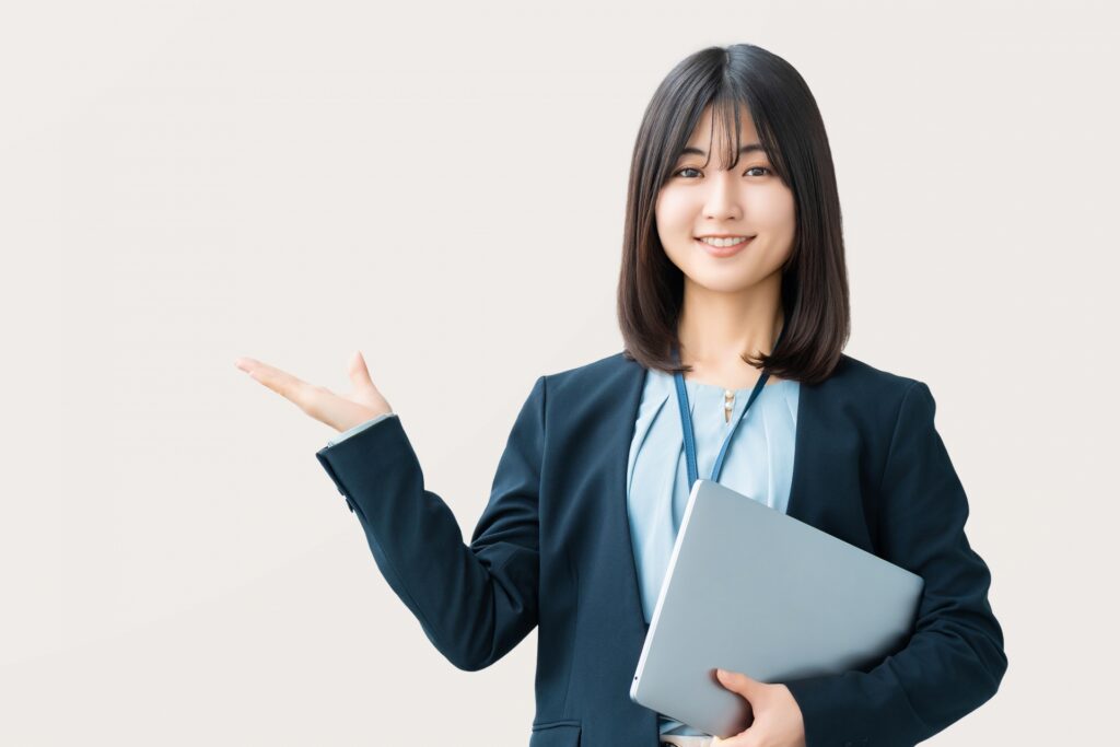 ビジネスで利用されるLINEの主な種類