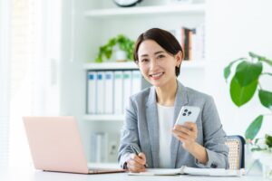 LINEビジネスアカウントの作成方法を徹底解説！効果的な運用方法も紹介