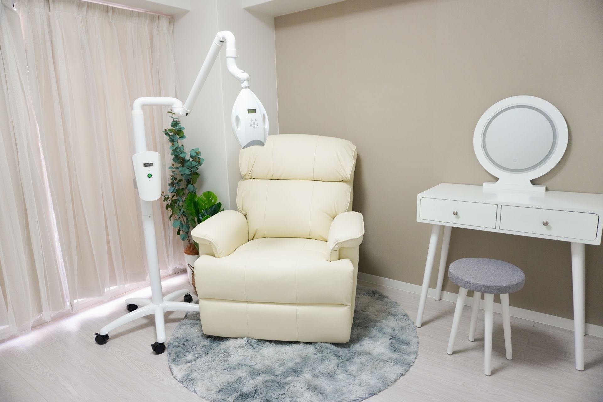 ホワイトニングサロンの集客術!LINE友だち追加の効果的な活用法を紹介