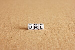 LINEでURLを短縮する方法!ビジネスで使えるメリットと注意点を解説